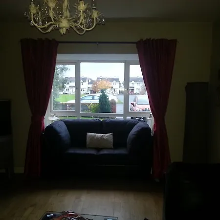 Ruth's Bed & Breakfast 3*